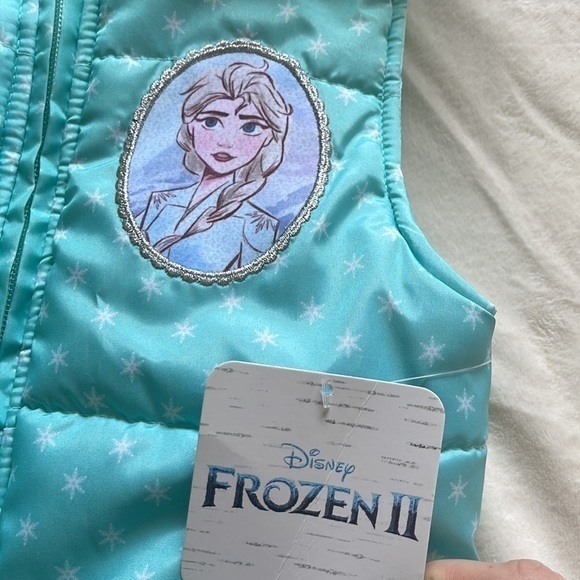 Disney Frozen collection. Girls Elsa 3 piece. Size 5 - Picture 14 of 16